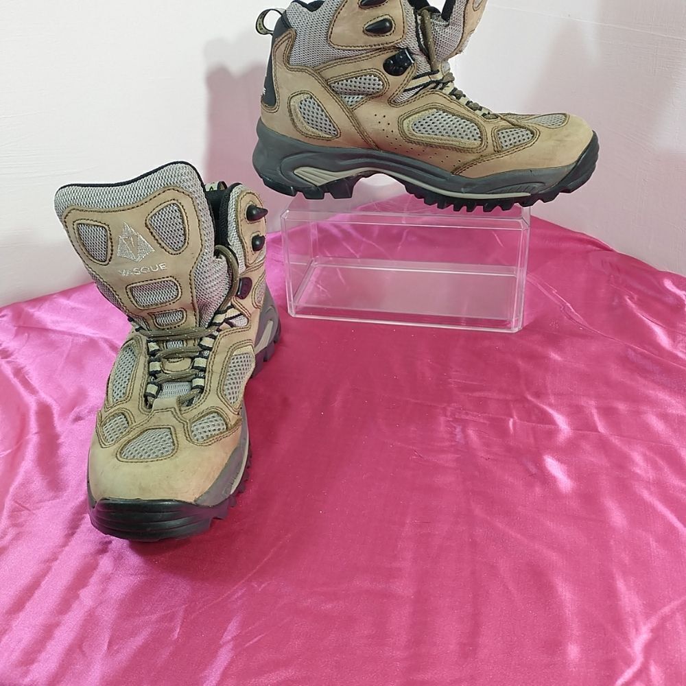 Vasque Breeze XCR Gore-tex Women's SZ 9.5 M Waterproof Hiking Boots Brown.